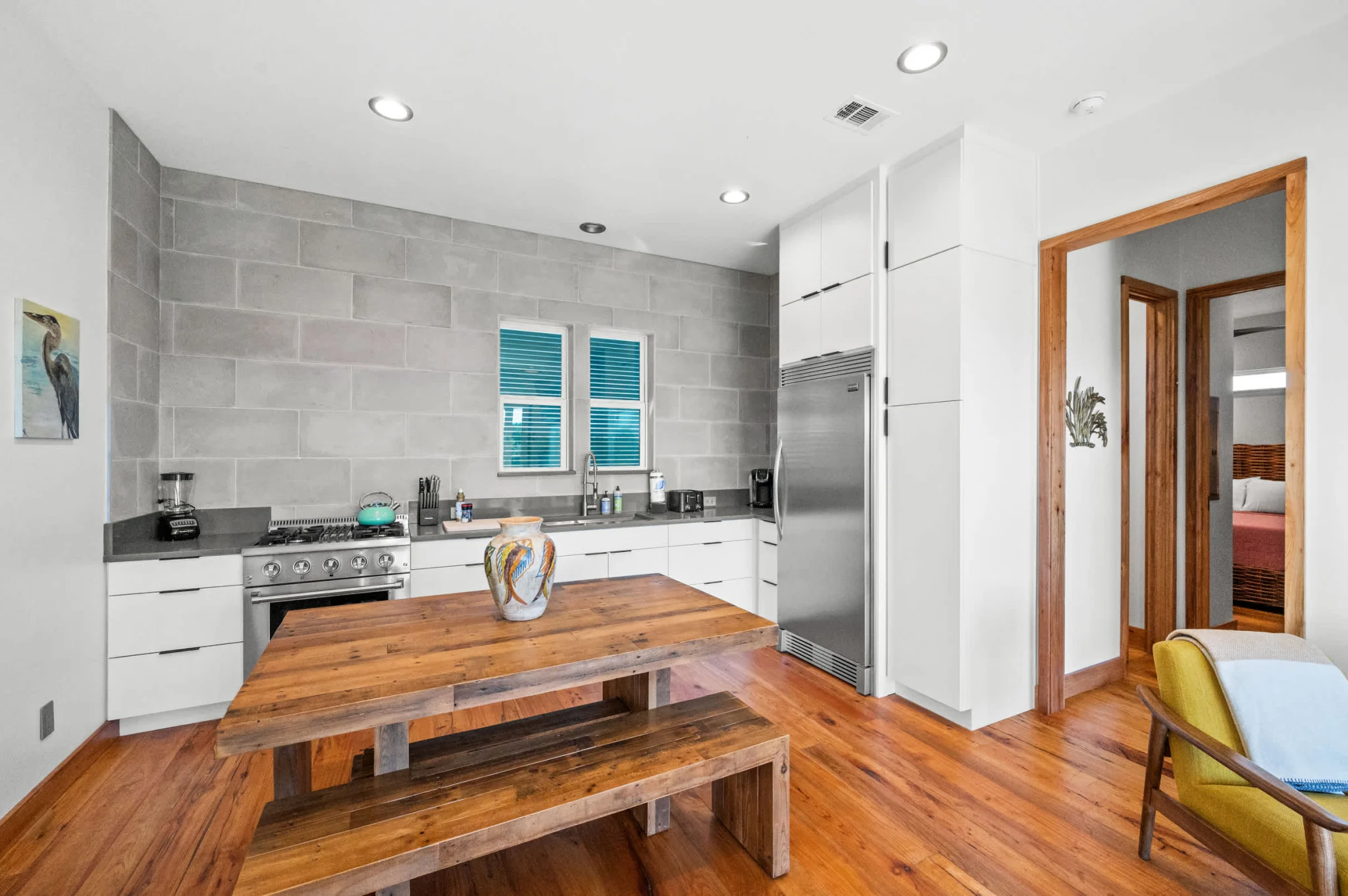 Kitchen and dining table toward the bedrooms, Gulf Pearl