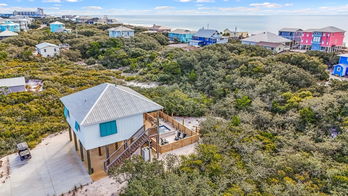 House from the air with the Gulf in the distance, Gulf Pearl