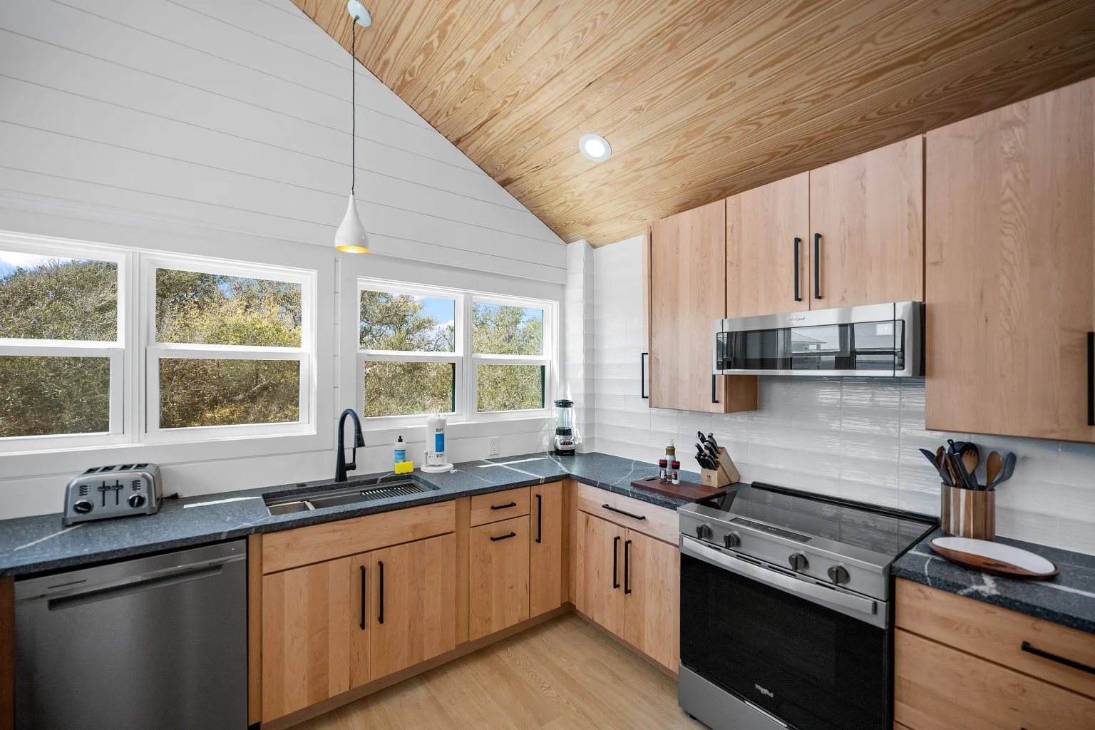 Kitchen with range and dishwasher, Love Shack
