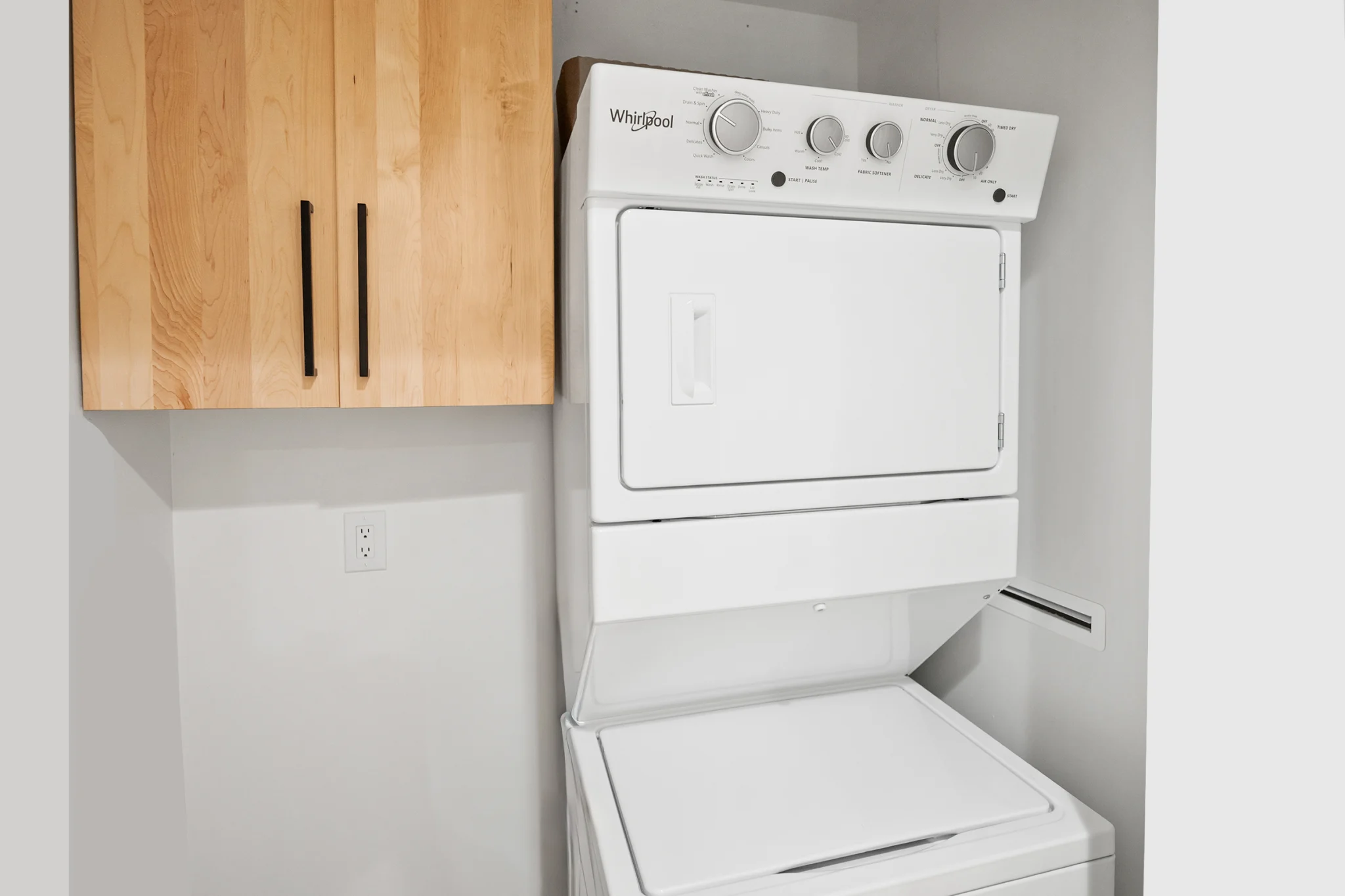 Stacked washer and dryer, Love Shack