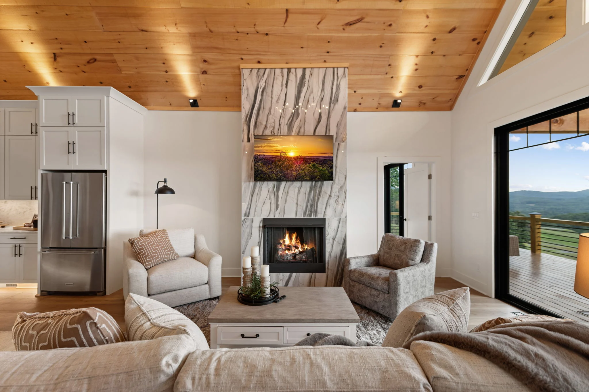 Great room with mountain views through the deck doors, Modern Overlook