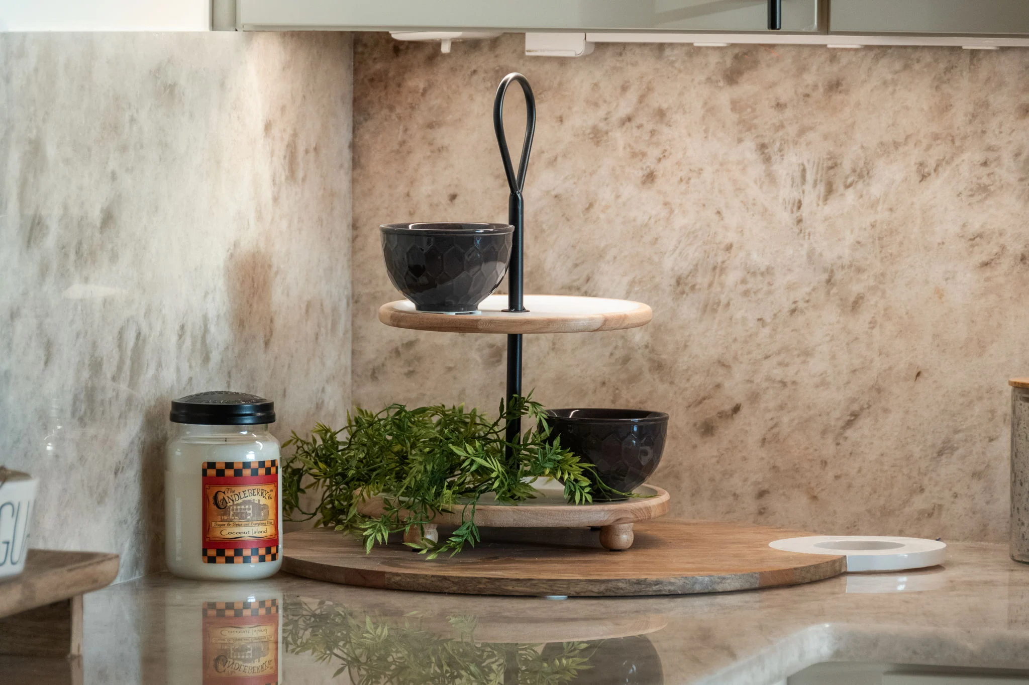 Kitchen counter detail, Modern Overlook