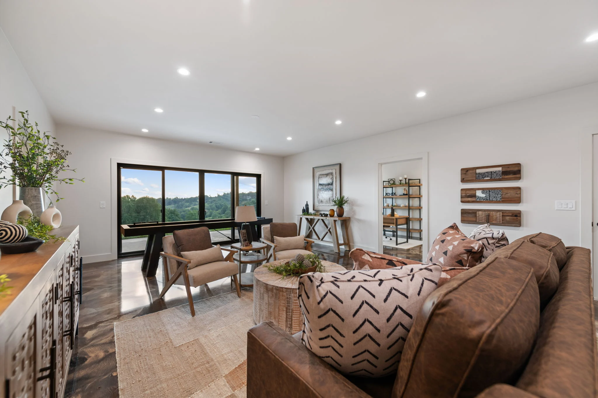 Terrace-level lounge with mountain views, Modern Overlook
