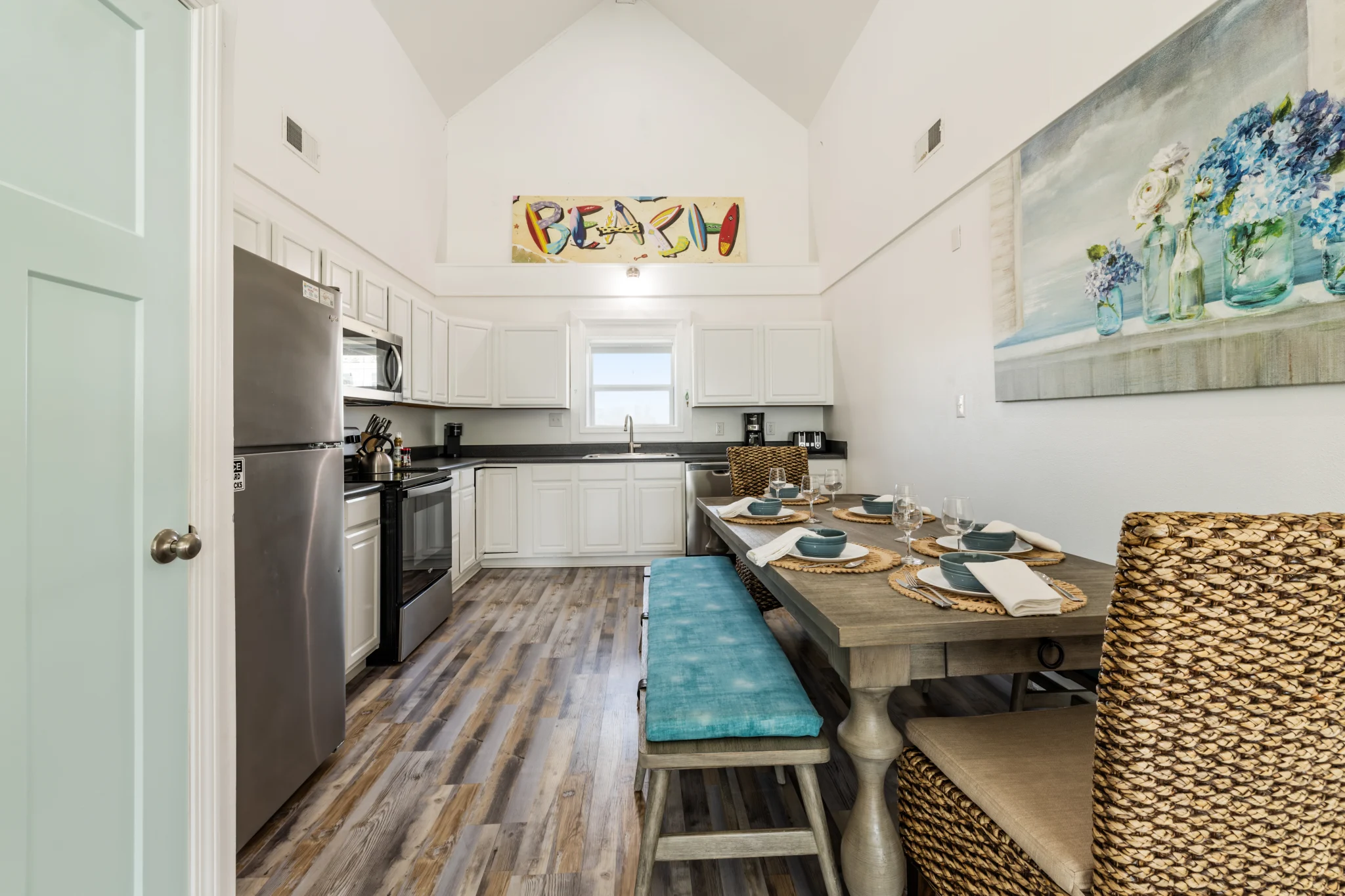 Kitchen and dining table with bench seating, Sands of Time