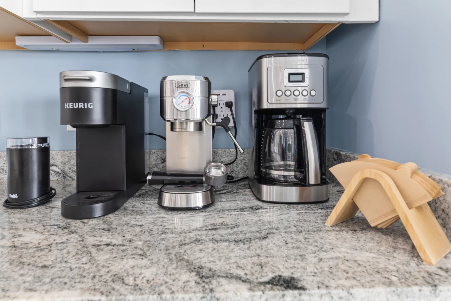 Coffee station with Keurig, espresso machine and drip maker, Sea Bliss