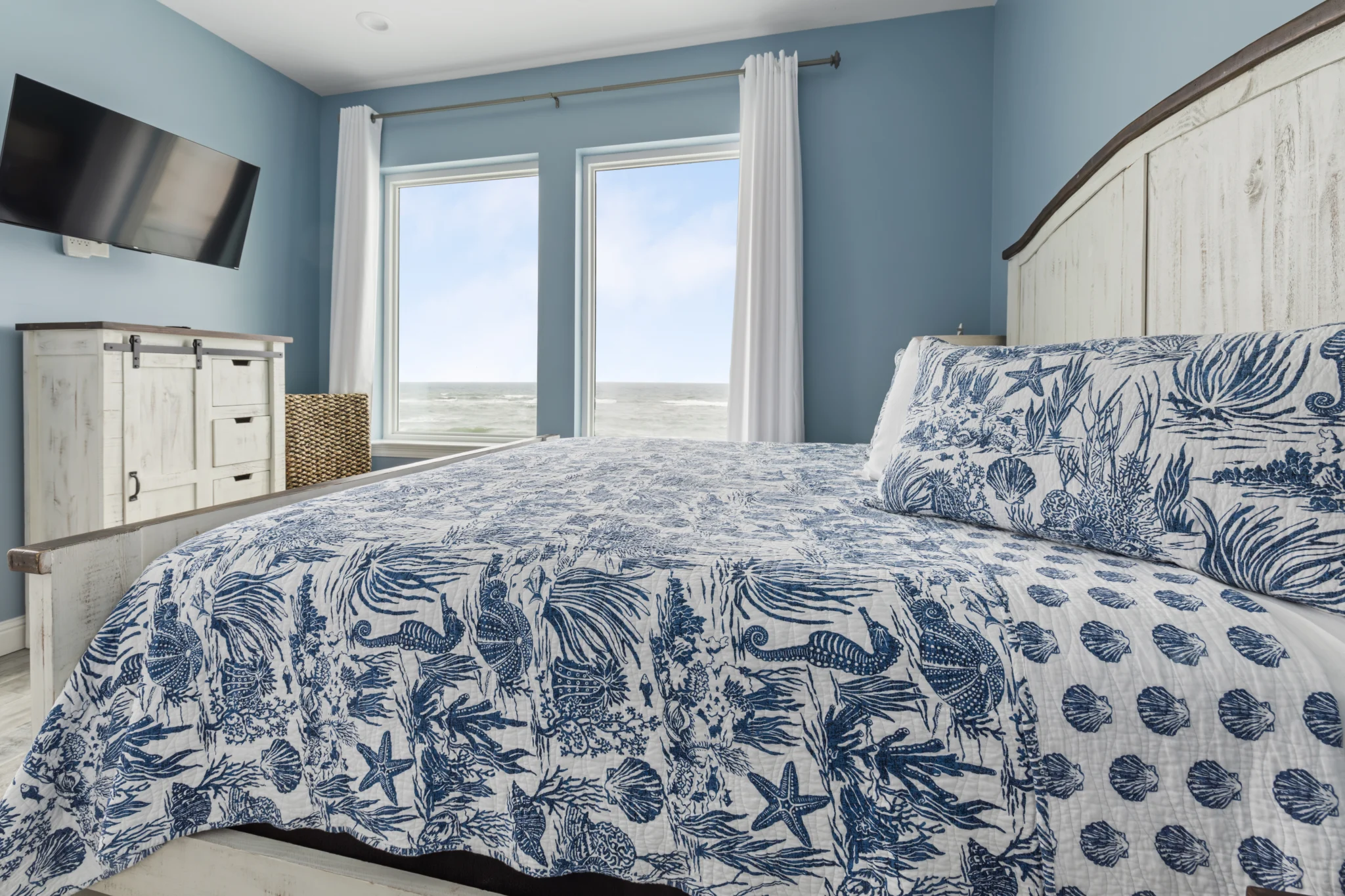 King bedroom with TV and Gulf-view windows, Sea Bliss