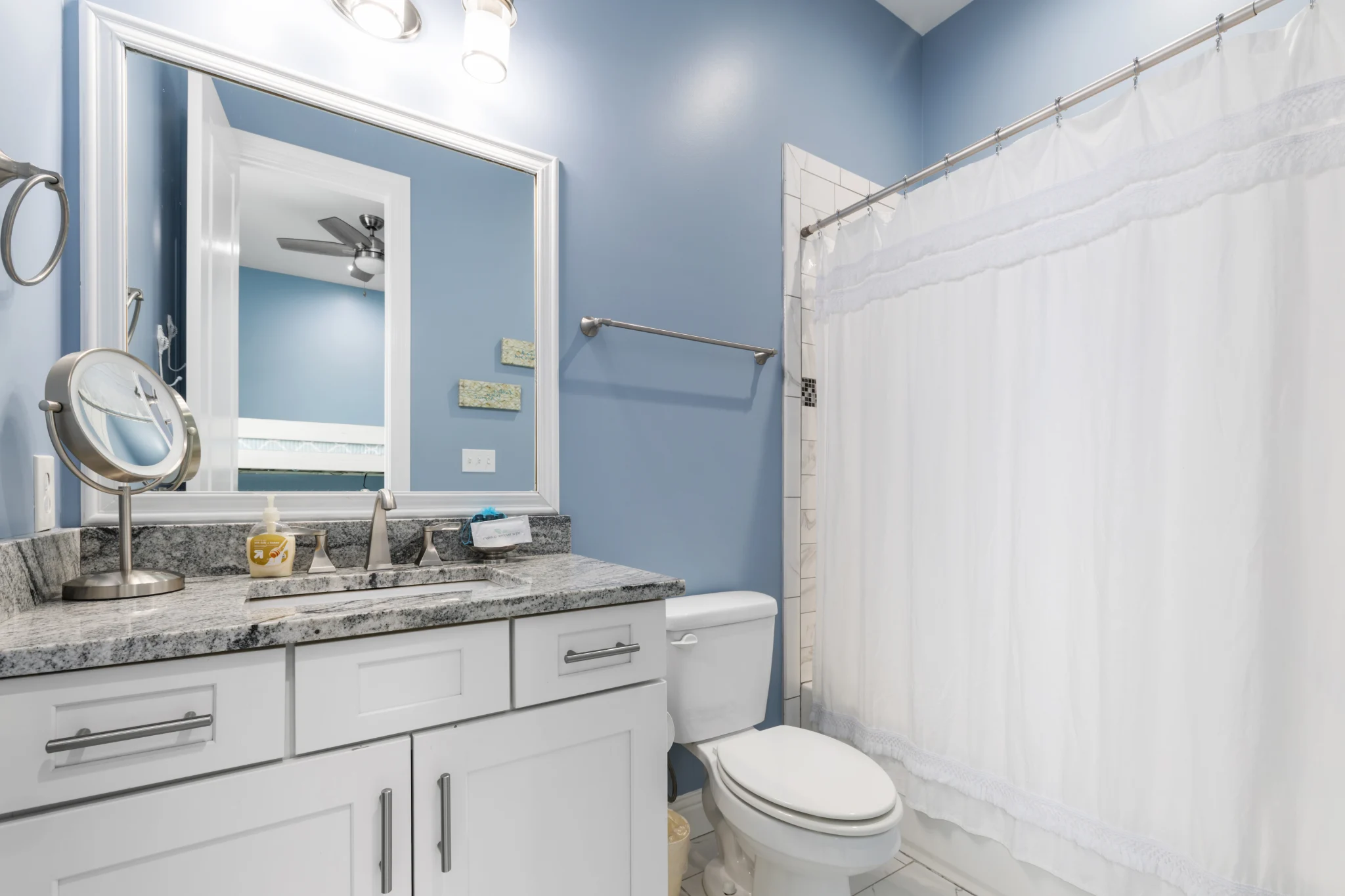 Shared bathroom with tub and shower, Sea Bliss