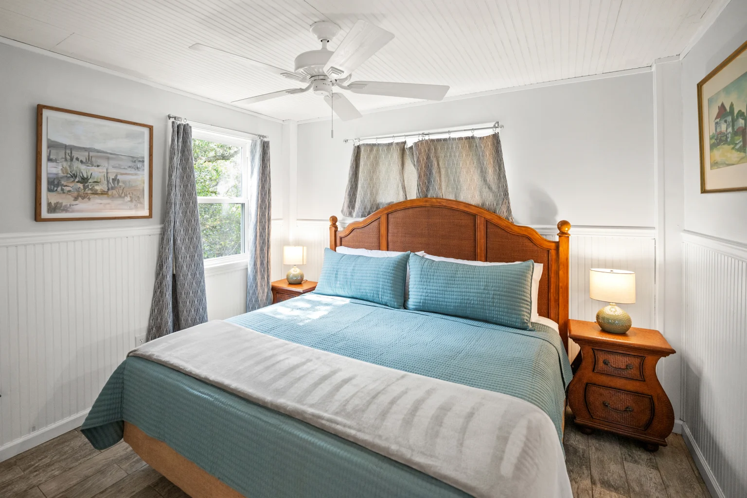 Queen bedroom with wood bed, Sea Forever