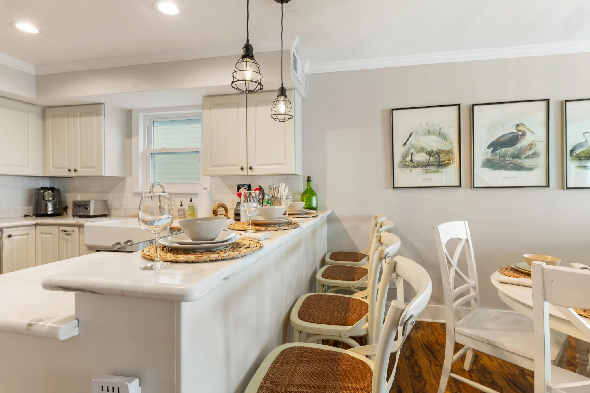 Kitchen peninsula with bar stools, SouthWind East