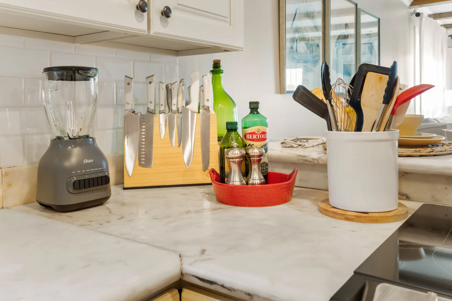 Kitchen counter with blender and knife block, SouthWind East