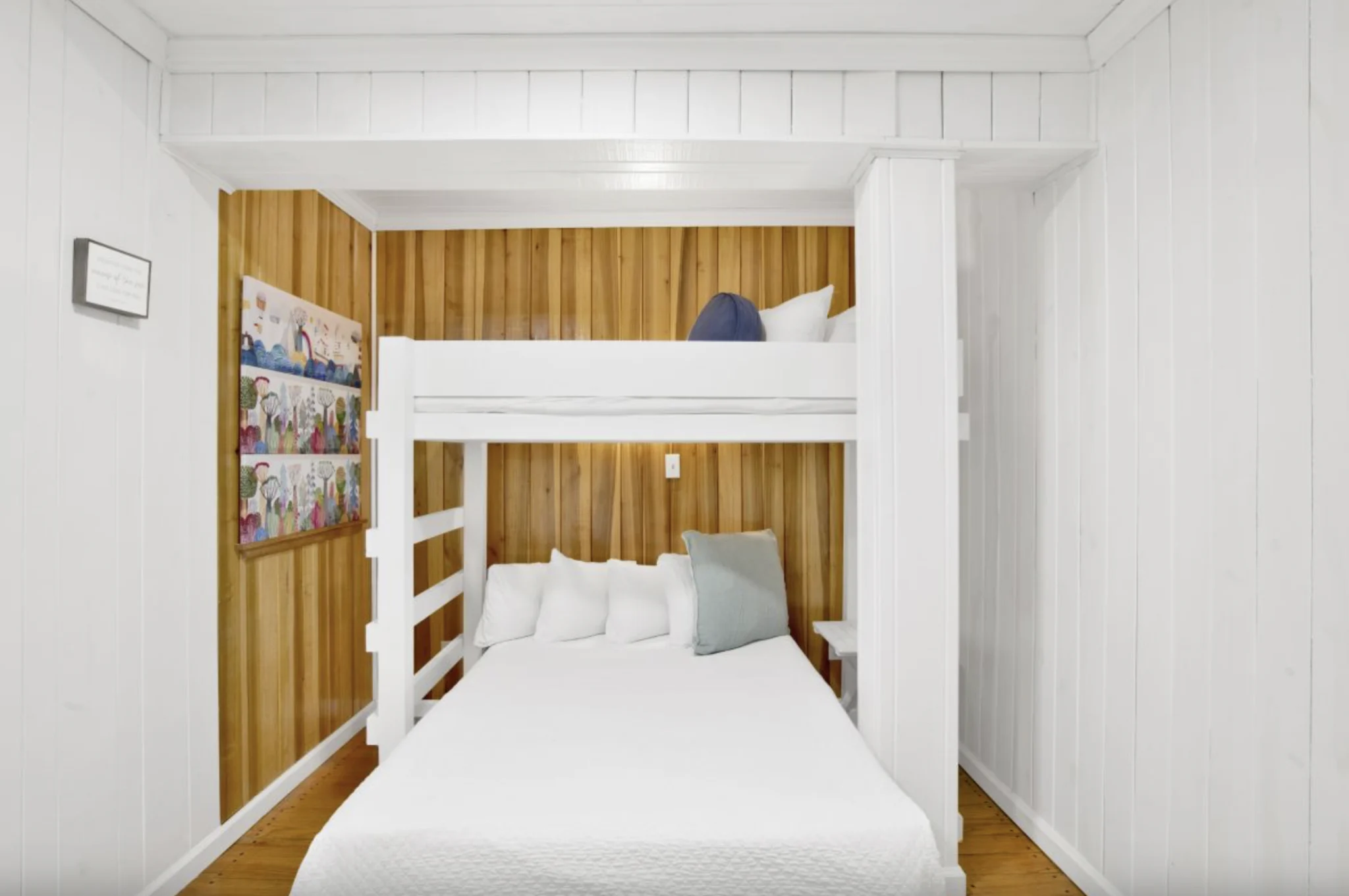 Twin-over-twin bunk bed, Tree Tops