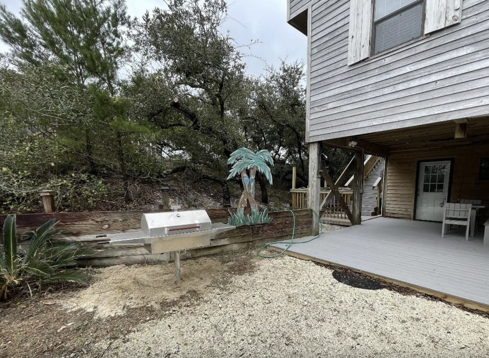 Yard with grill and covered patio, Tree Tops